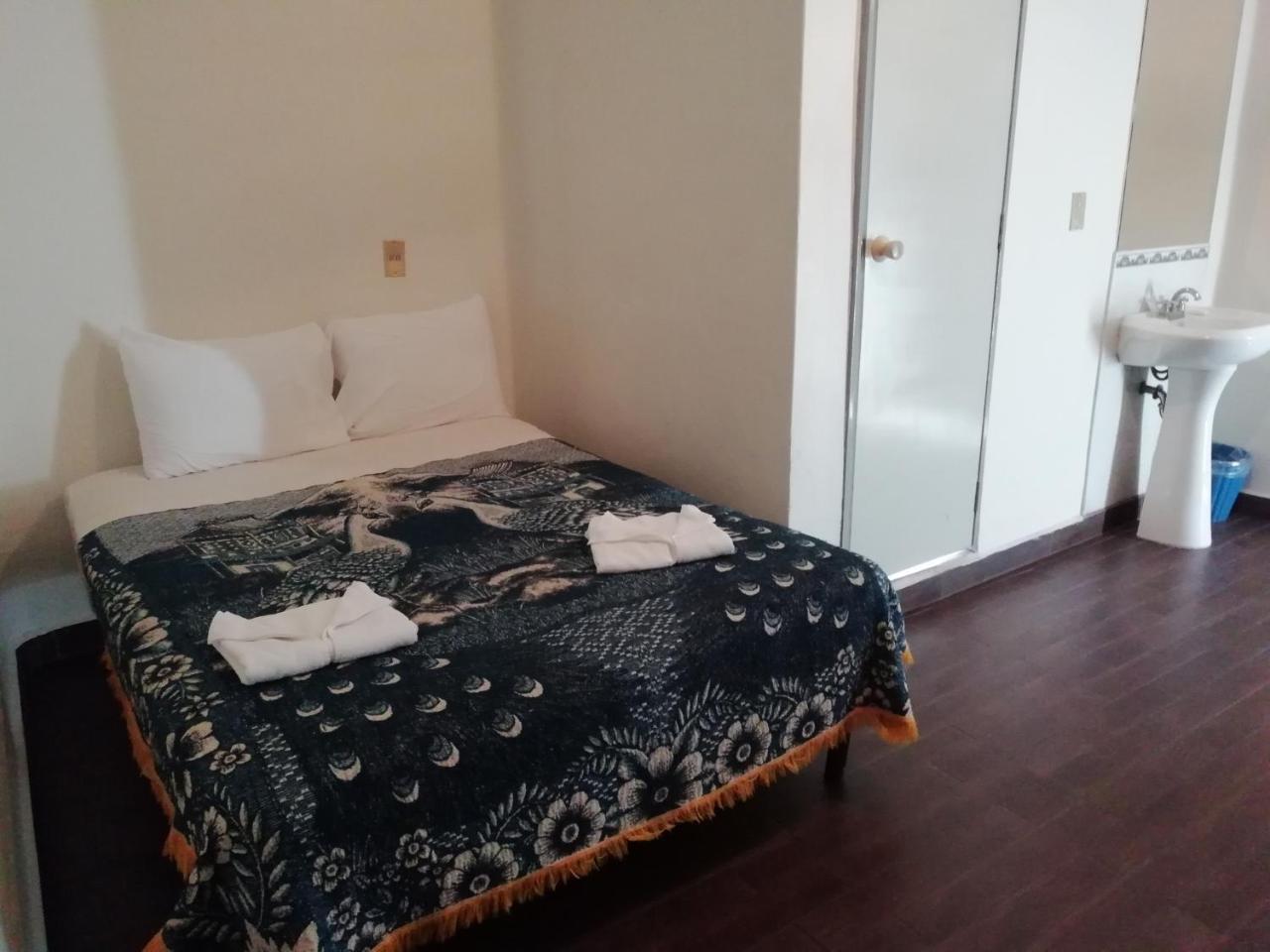 Nueva York Hotel Guadalajara Bagian luar foto