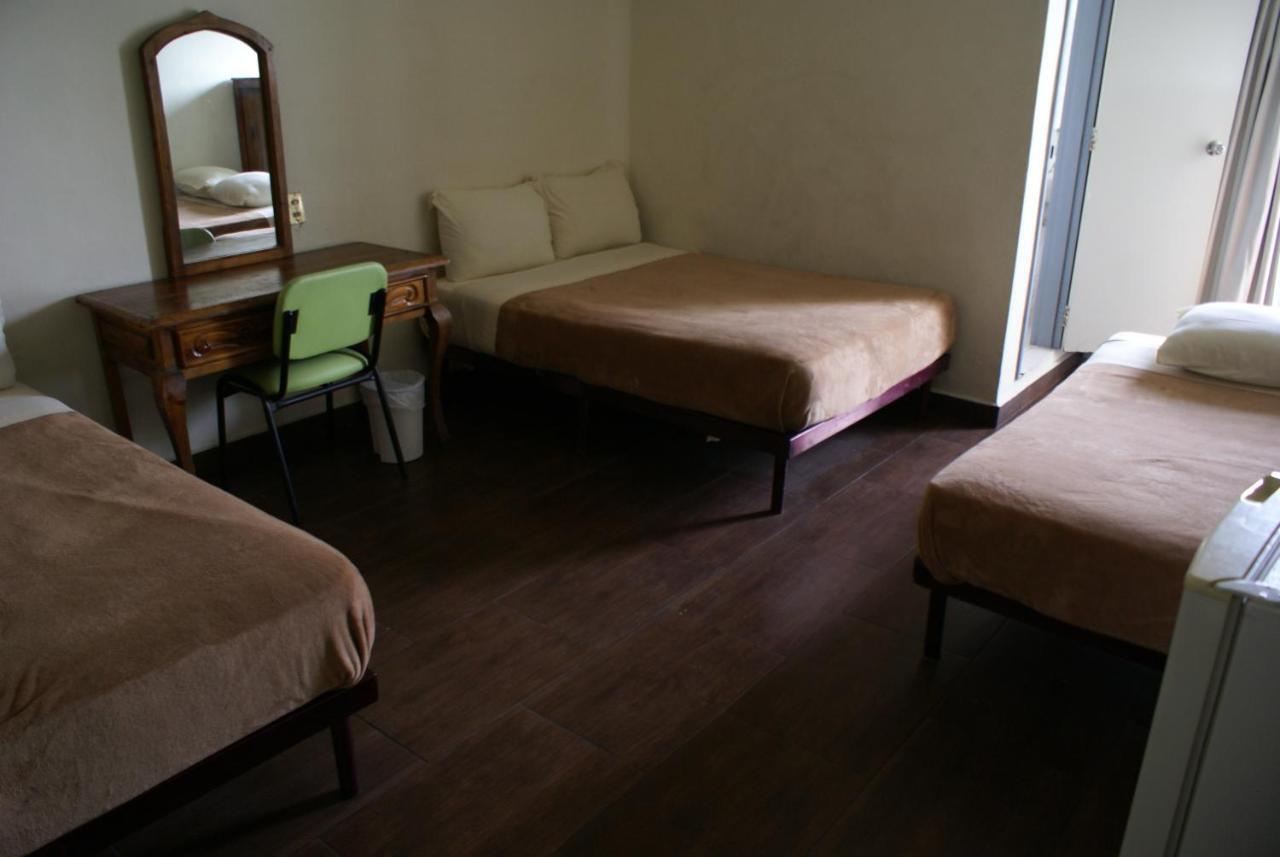 Nueva York Hotel Guadalajara Bagian luar foto