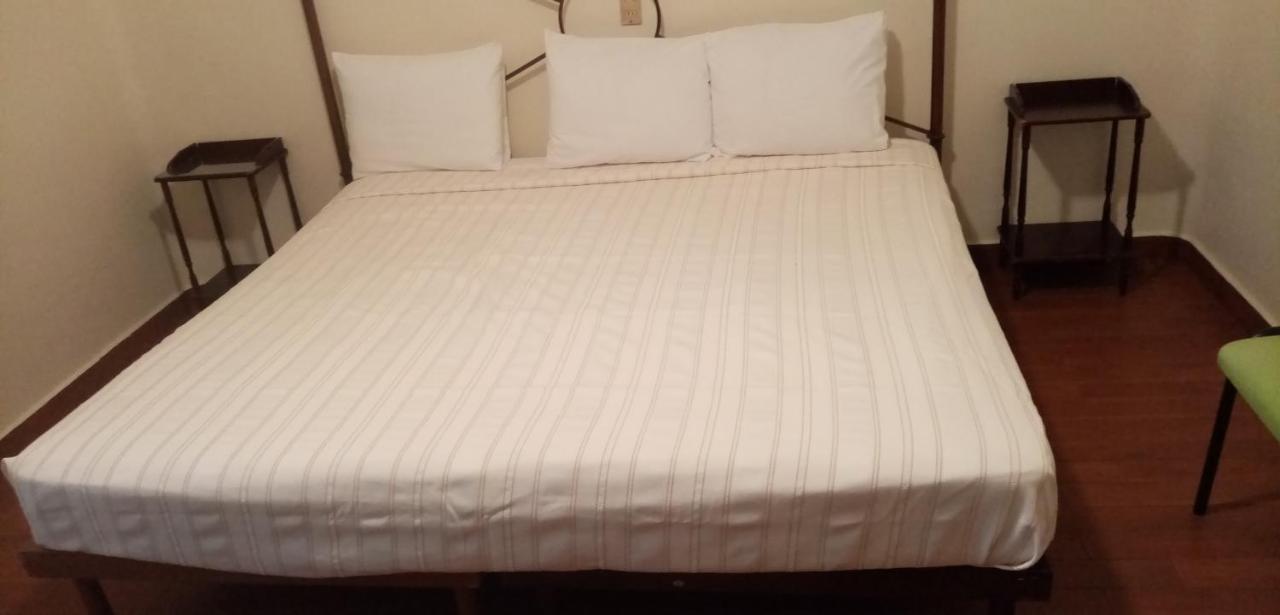 Nueva York Hotel Guadalajara Bagian luar foto