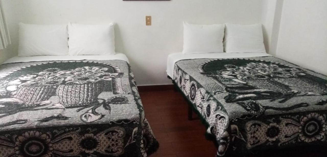 Nueva York Hotel Guadalajara Bagian luar foto
